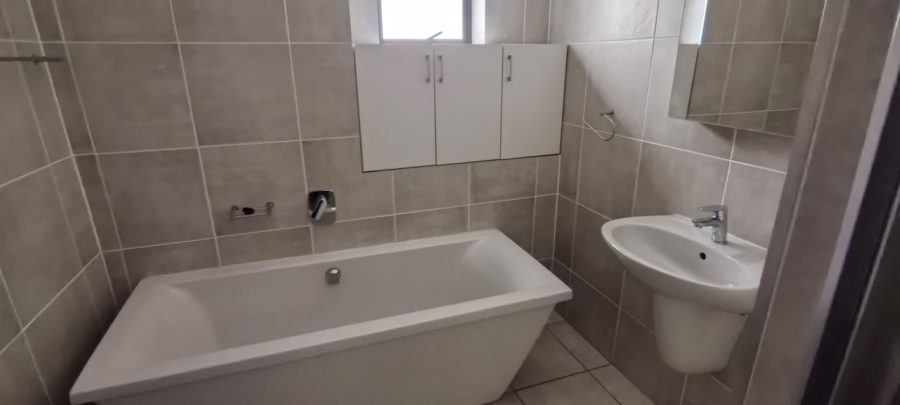 To Let 1 Bedroom Property for Rent in Greenbay Eco Estate Western Cape